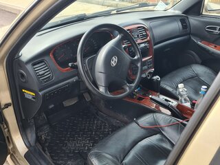 2004 Hyundai Sonata ТагАЗ IV (EF) Рестайлинг, бежевый, 320000 рублей, вид 3
