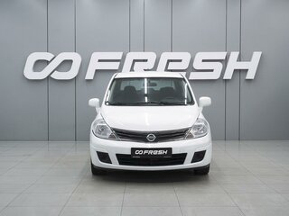 2013 Nissan Tiida I Рестайлинг, белый, 700000 рублей, вид 3