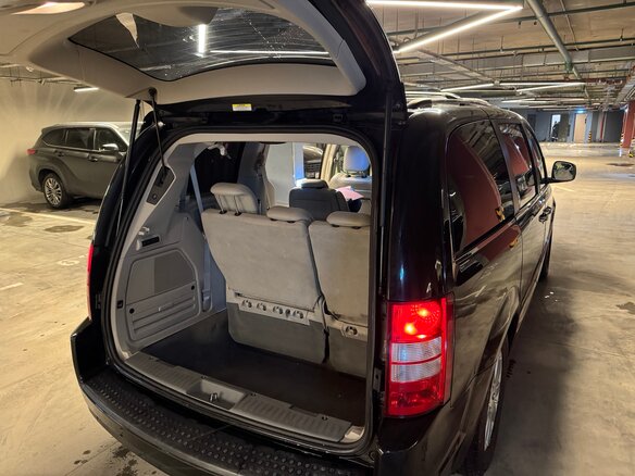 2008 Chrysler Voyager Grand V, чёрный, 2150000 рублей - вид 7