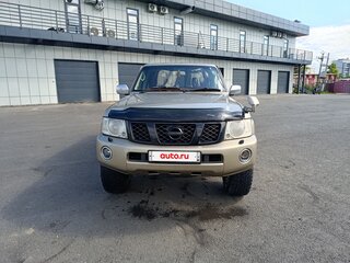 2005 Nissan Safari V (Y61), золотистый, 3820000 рублей, вид 2
