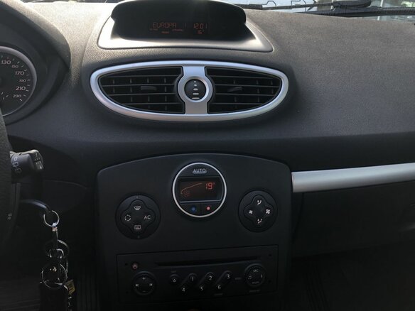 2007 Renault Clio III, красный, 649000 рублей - вид 13