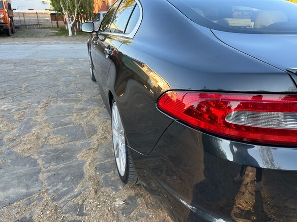 2010 Jaguar XFR I, серый, 2500000 рублей - вид 13