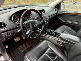 2010 Mercedes-Benz GL-Класс 450 I (X164) Рестайлинг, чёрный, 1900000 рублей, вид 4