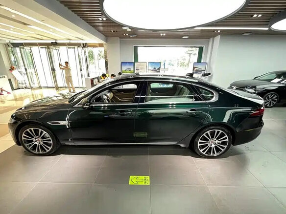 2024 Jaguar XF L II Рестайлинг, зелёный, 5579150 рублей - вид 6