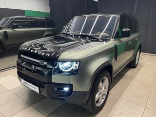 2021 Land Rover Defender 110 II, зелёный, 7200000 рублей, вид 3
