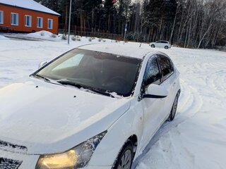 2012 Chevrolet Cruze I, белый, 650000 рублей, вид 2