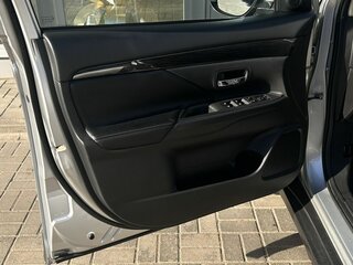 2016 Mitsubishi Outlander III Рестайлинг 2, серебристый, 1580000 рублей, вид 5
