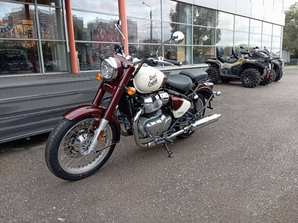 2026 Royal Enfield Classic 650, пурпурный, 703000 рублей - вид 16