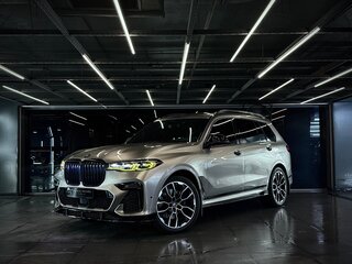2021 BMW X7 40i I (G07), чёрный, 9250000 рублей, вид 1