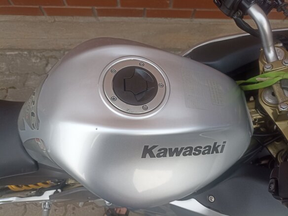 2007 Kawasaki ER-6F (Ninja 650R), серебристый, 295000 рублей - вид 14