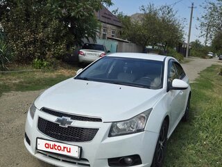 2012 Chevrolet Cruze I, белый, 600000 рублей, вид 2