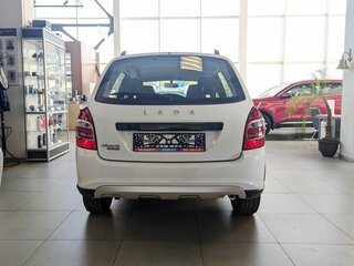 2026 Lada (ВАЗ) Granta Cross I Рестайлинг, белый, 1247900 рублей, вид 3