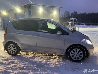 2005 Mercedes-Benz A-Класс 150 II (W169), серебристый, 500000 рублей, вид 2
