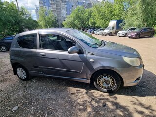 2008 Chevrolet Aveo I Рестайлинг, серый, 300000 рублей, вид 3
