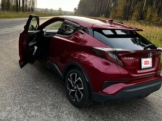 2017 Toyota C-HR I, пурпурный, 2500000 рублей, вид 5