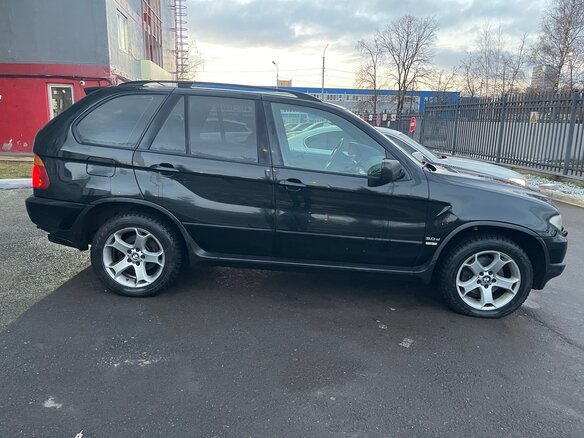 2004 BMW X5 3.0d I (E53) Рестайлинг, чёрный - вид 3