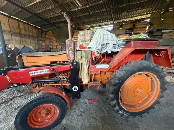 1991 ВТЗ Т-25А, красный, 850000 рублей