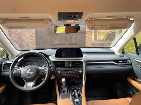 2019 Lexus RX 300 IV Рестайлинг, коричневый, 4700000 рублей - вид 7