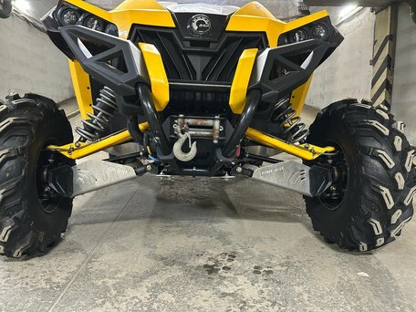 2013 BRP Can-Am Maverick X RS DPS, жёлтый, 1400000 рублей, вид 2