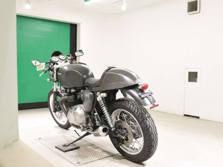 2006 Triumph Thruxton, чёрный, 381000 рублей, вид 4
