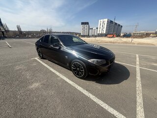 2011 BMW 5 серии 530d xDrive VI (F10/F11/F07), чёрный, 1800000 рублей, вид 4