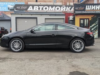 2009 Renault Laguna III, чёрный, 1300000 рублей, вид 1