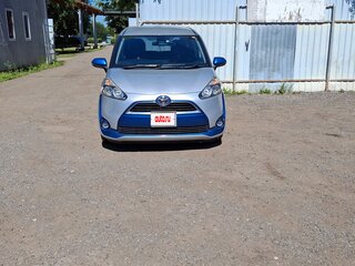 2017 Toyota Sienta II, серебристый, 1240000 рублей, вид 5