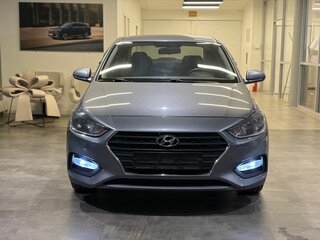 2019 Hyundai Solaris II, серый, 1266000 рублей, вид 2