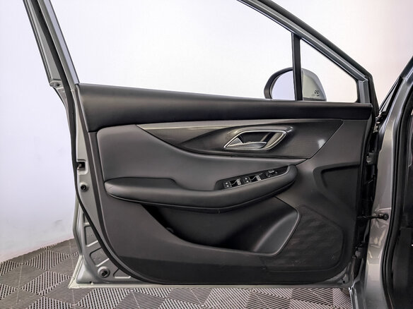 2023 BAIC U5 Plus, жёлтый - вид 18