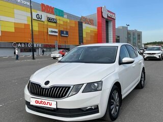 2022 Skoda Octavia III (A7) Рестайлинг, белый, 2100000 рублей, вид 1