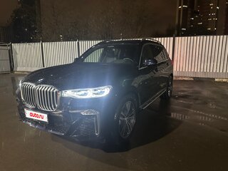 2021 BMW X7 40d I (G07), чёрный, 10300000 рублей, вид 2