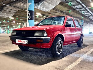 1985 Toyota Starlet III (P70), красный, 215000 рублей, вид 1
