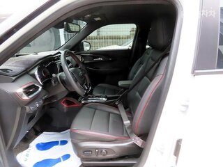 2021 Chevrolet TrailBlazer III, белый, 1650000 рублей, вид 5
