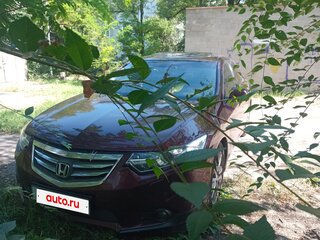 2011 Honda Accord VIII Рестайлинг, красный, 1200000 рублей, вид 2