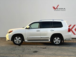 2015 Toyota Land Cruiser 200 Series Рестайлинг 1, белый, 4060000 рублей, вид 2