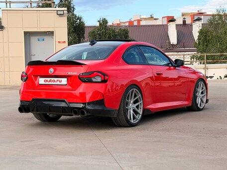 2022 BMW 2 серии M240i xDrive G42, красный, 5650000 рублей, вид 5