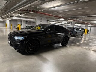2021 BMW X6 30d III (G06), чёрный, 7500000 рублей, вид 2