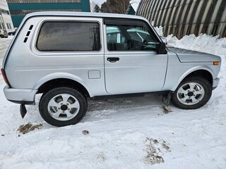 2016 Lada (ВАЗ) 2121 (4x4) Urban I Рестайлинг, серый, 580000 рублей, вид 3