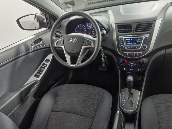 2015 Hyundai Solaris I Рестайлинг, коричневый, 899000 рублей - вид 14