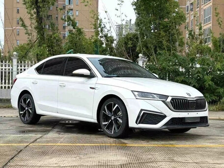 Skoda Octavia IV (A8)