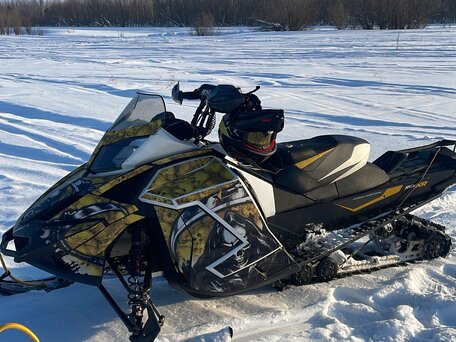 2013 BRP Ski-Doo MXZ Renegade X 1200, чёрный, 800000 рублей, вид 2