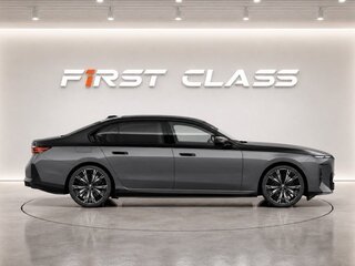 2026 BMW 7 серии M760e xDrive VII (G70) Рестайлинг, серый, 26000000 рублей, вид 3