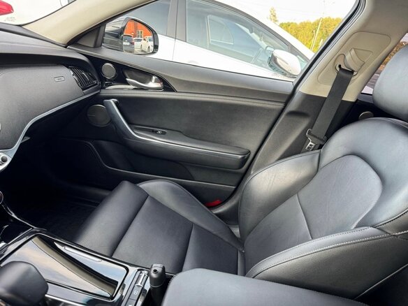 2021 Kia Stinger I Рестайлинг, белый, 3150000 рублей - вид 14