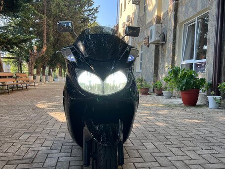 2004 Yamaha Majesty 250, чёрный, 300000 рублей, вид 1