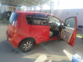 2003 Mitsubishi Colt VI (Z20/Z30), красный, 450000 рублей, вид 5