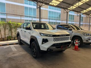 2025 Toyota Hilux IX, белый, 6200000 рублей, вид 5