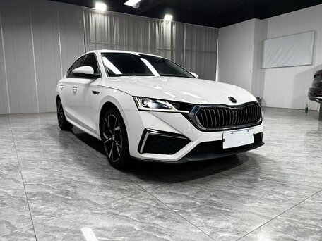 Skoda Octavia IV (A8)