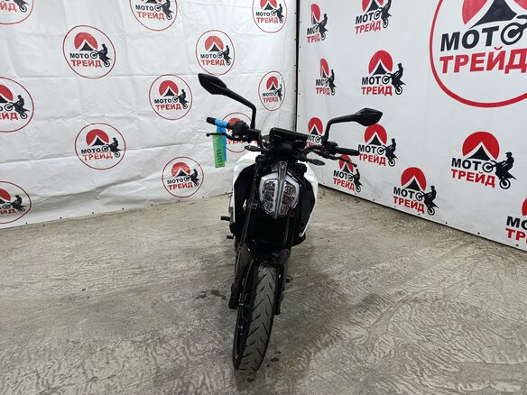 2022 KTM 390 Duke, белый, 480000 рублей - вид 10