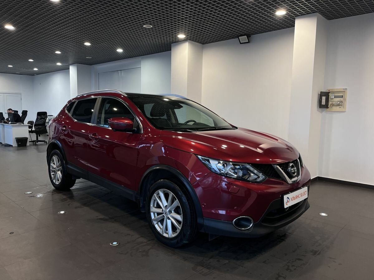 Открыть фотографии: Nissan Qashqai II
