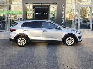 2018 Kia Rio X-Line IV, серебристый, 1419000 рублей, вид 4